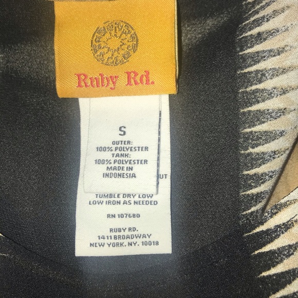 Ruby Rd. Blouse - Picture 2 of 3